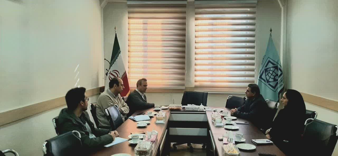 جلسه مشترک بین اداره امور عشایر و معاونت پژوهشی و فناوری دانشگاه بین الملل امام خمینی