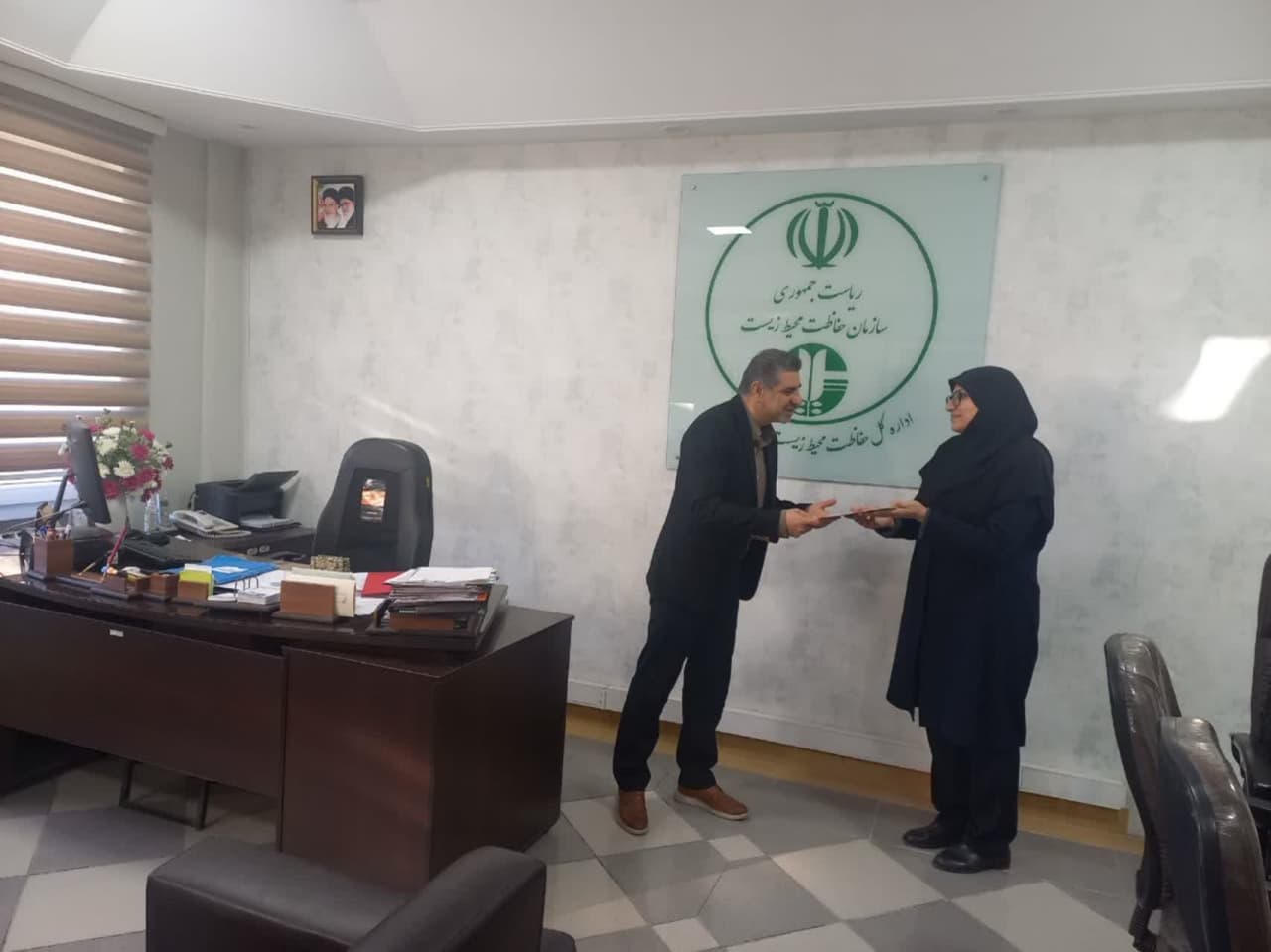 جلسه هم اندیشی و تقدیر رئیس اداره امور عشایر از مدیر کل محیط زیست استان قزوین